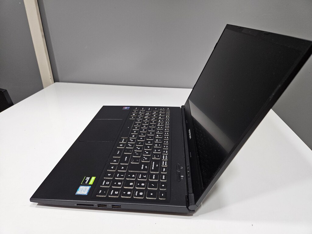 MONSTER İ7 9.NESİL + 16 GB RAM + 500 GB SSD +GTX 1650 4 GB - 4