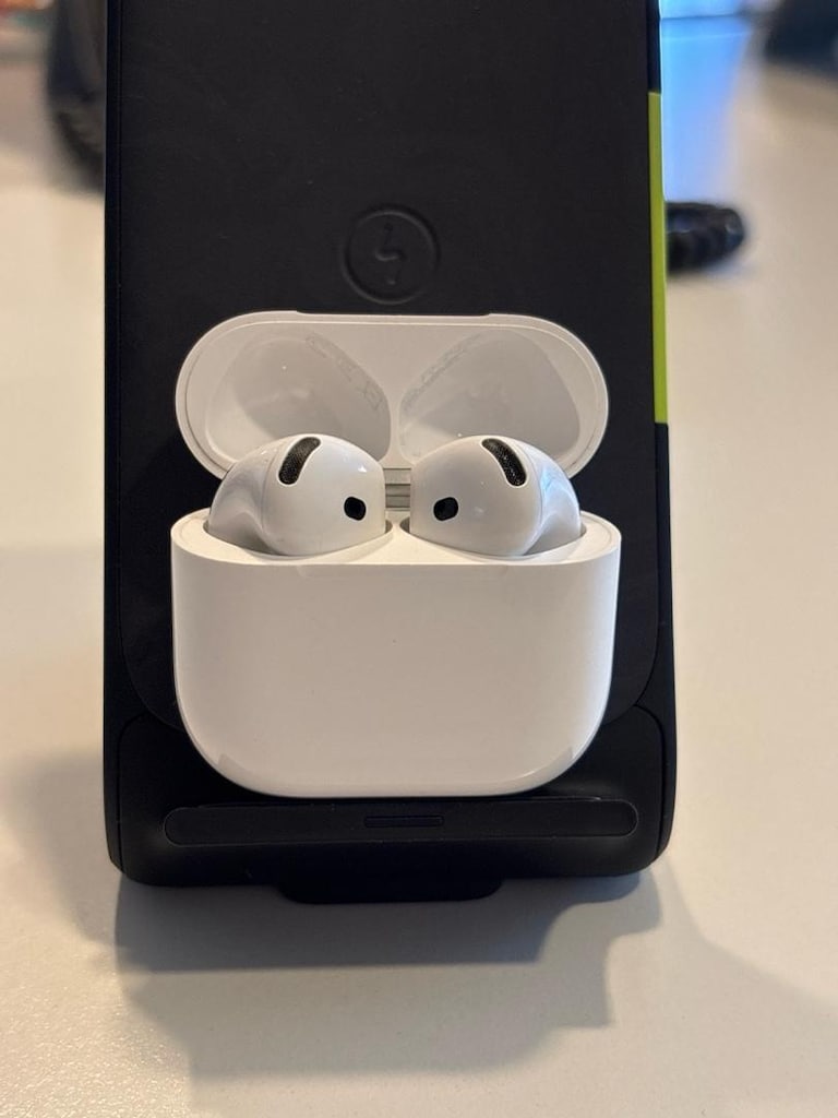 Airpods 4 (garantisi devam ediyor) - 2