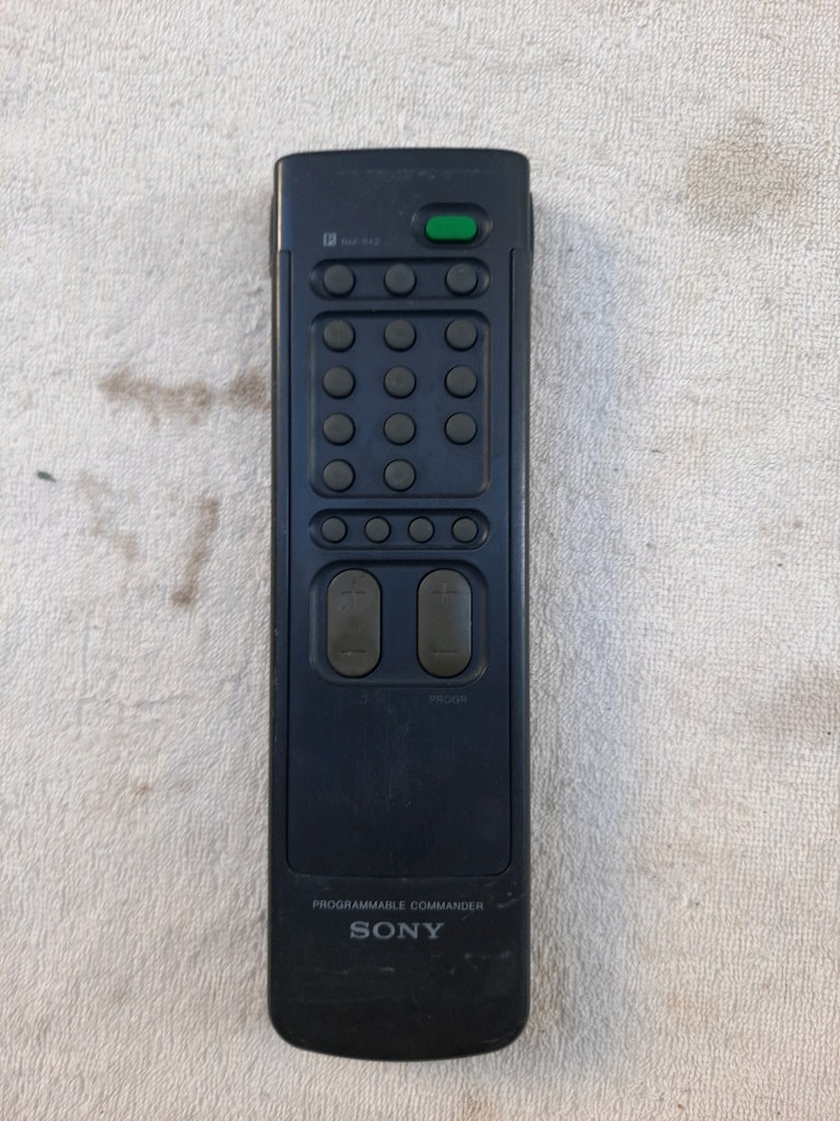 SONY RM-842 VİDEO,TELEVİZYON VE LASER DİSC KUMANDASI - 4
