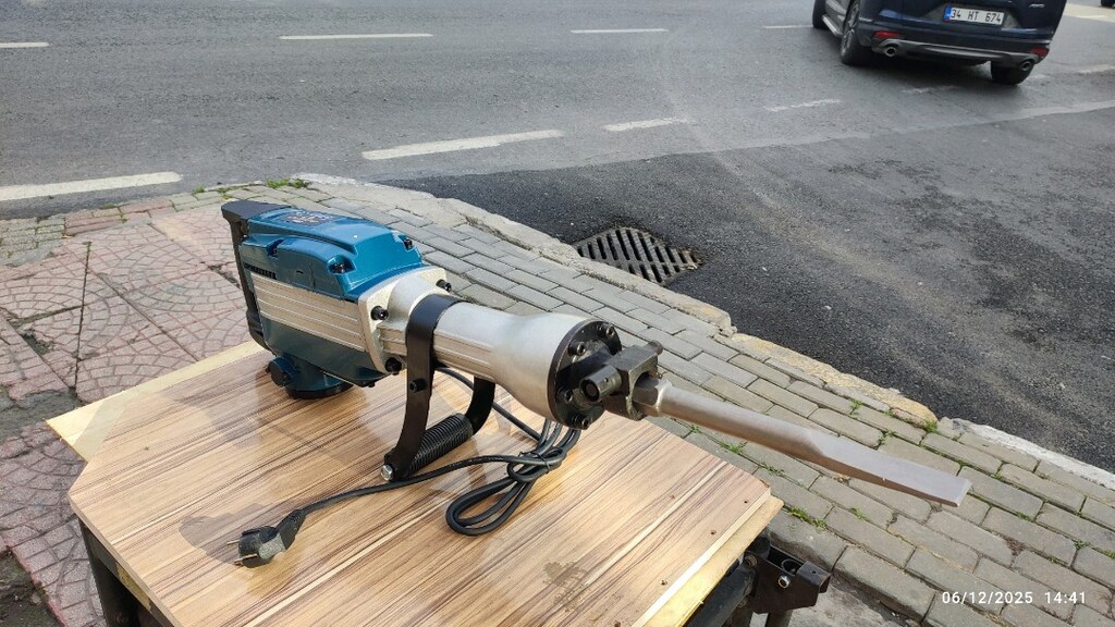 16KG ELEKTRİKLİ KIRICI HİLTİ - 2