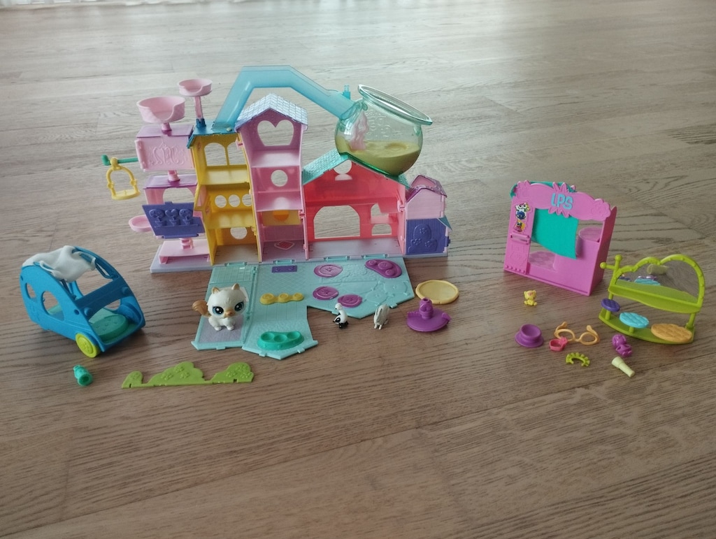 Miniş Apartmanı + Fotoğraf stüdyosu + Arabası - 3
