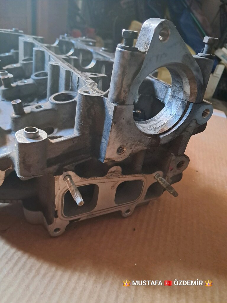 TOYOTA AURIS ÜST SİLİNDİR KAPAĞI ORJİNAL STANDART - 7
