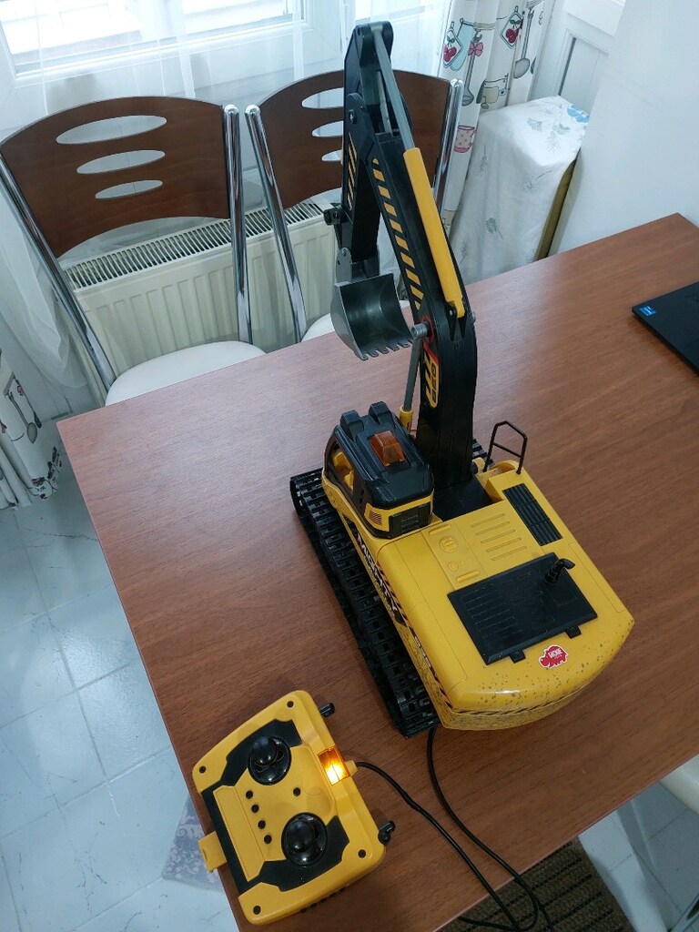 EXCAVATOR KUMANDALI - 4