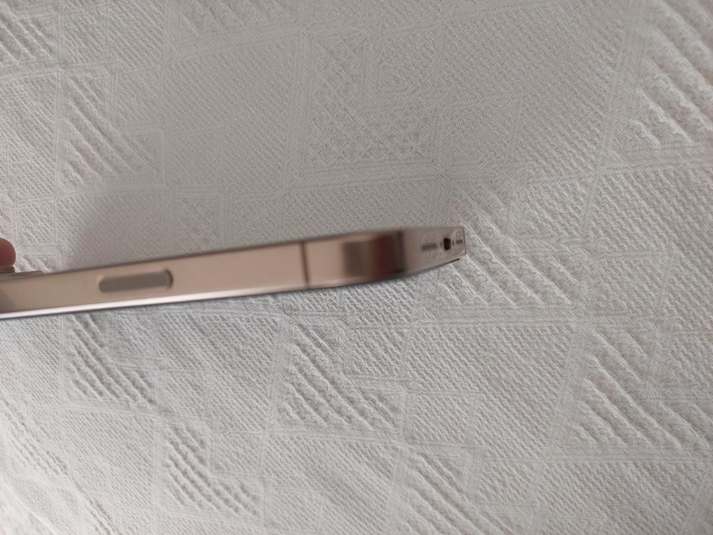 İPHONE 16 PRO MAX 256 GB - 7