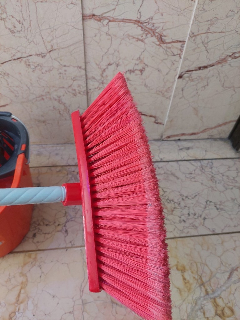 Temizlik kovası Fırça ve çekpas. Hepsinin fiyatıdır - 7