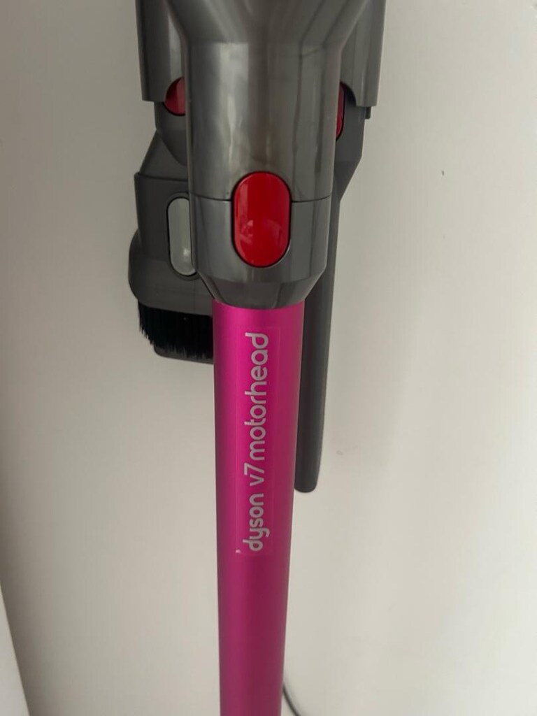 Dyson V7 süpürge - 4