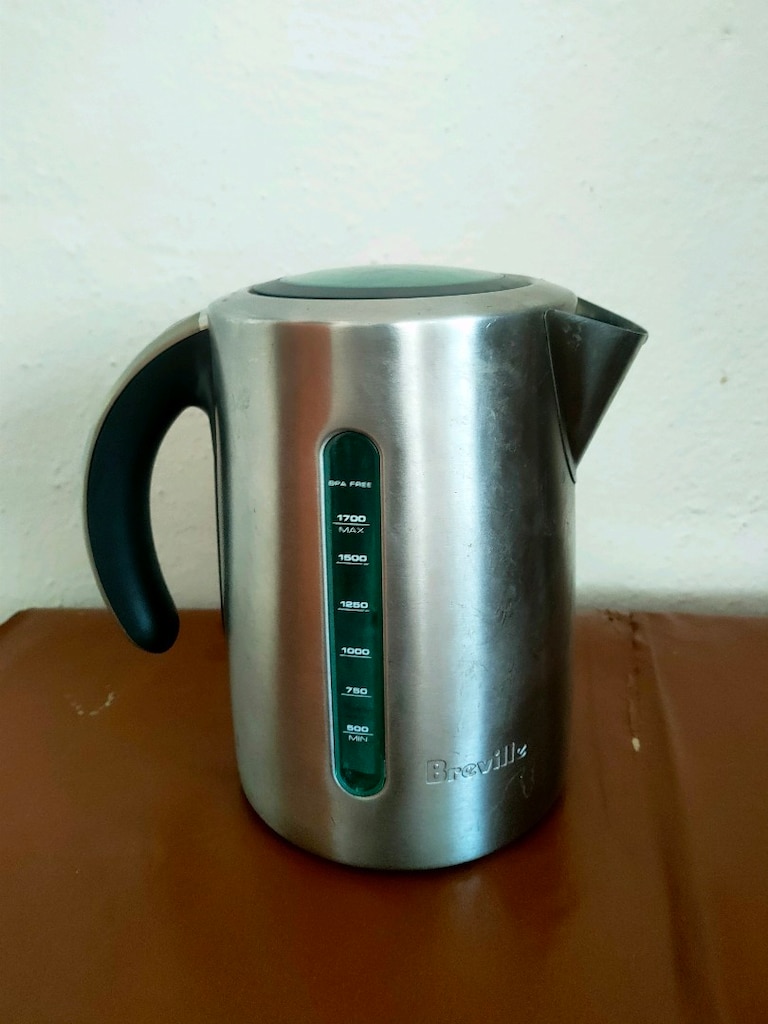 Breville BKE820 Çay Makinesi su haznesi - 4