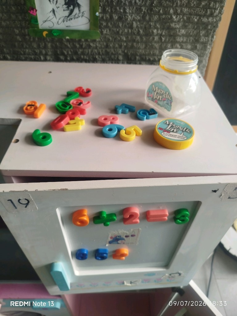 İmaginarium Ahşap Mutfak+Ikea oyuncak dolabı+ masa + yazı tahtası - 16