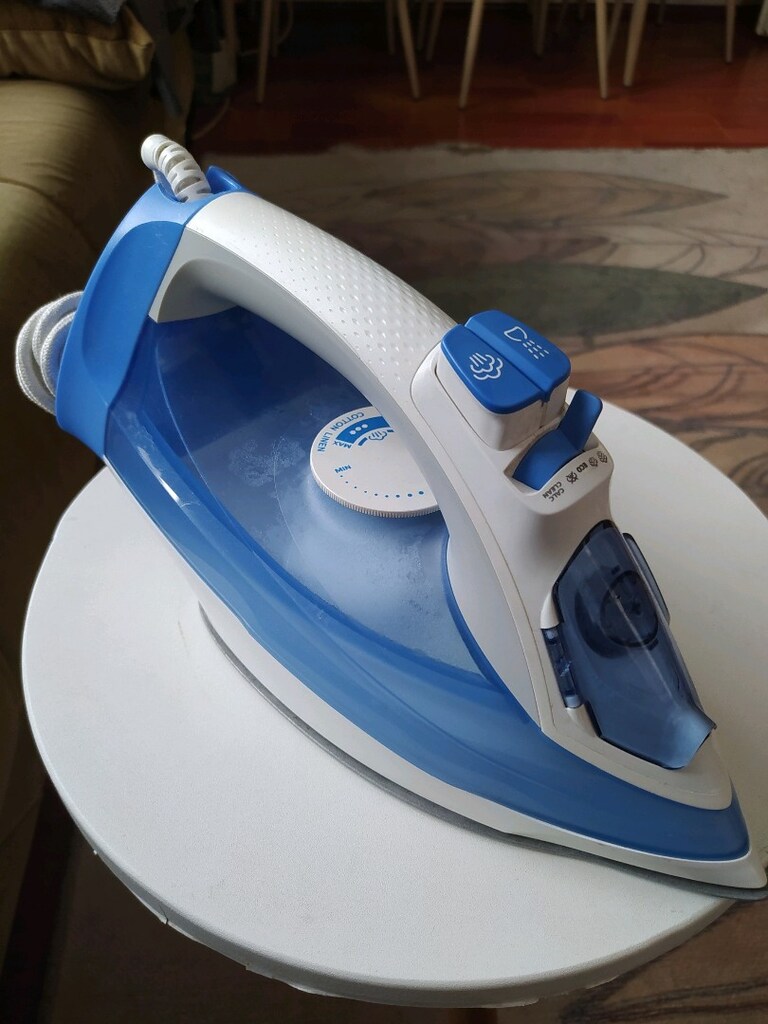 PHILIPS.ÜTÜ - 4