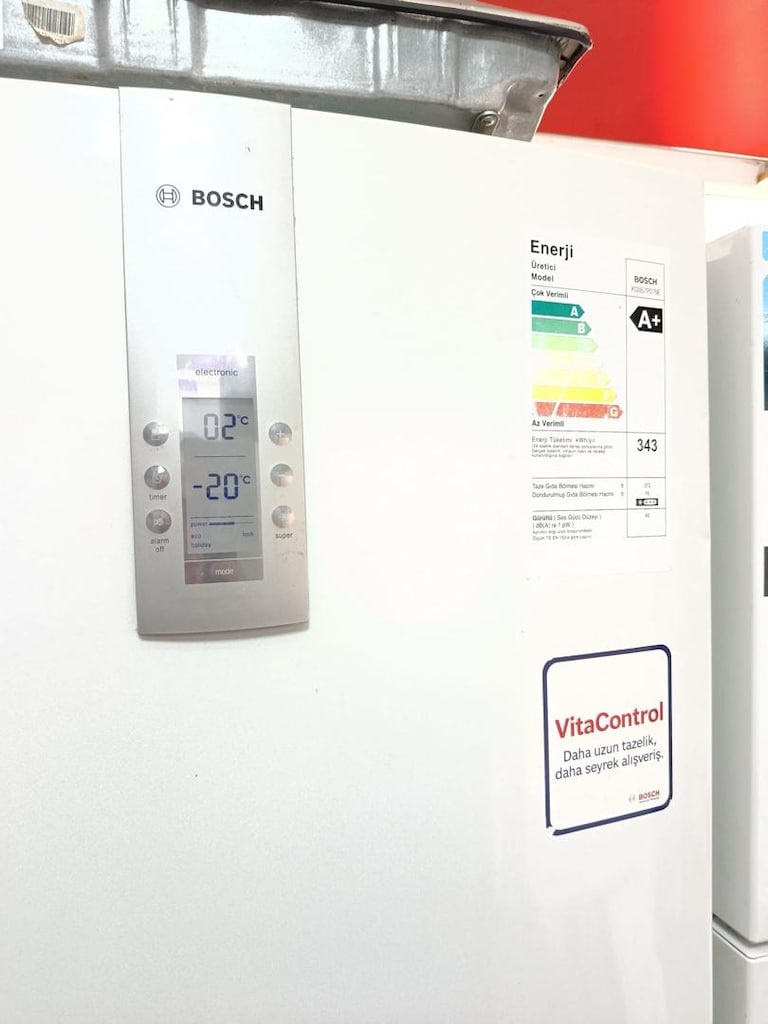 TEMİZ BOSCH KOMBİ TİPİ BUZDOLABI KURULUM NAKLİYE DAHİL - 4