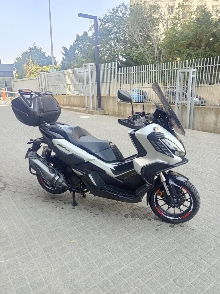 Honda ADV350 - 2