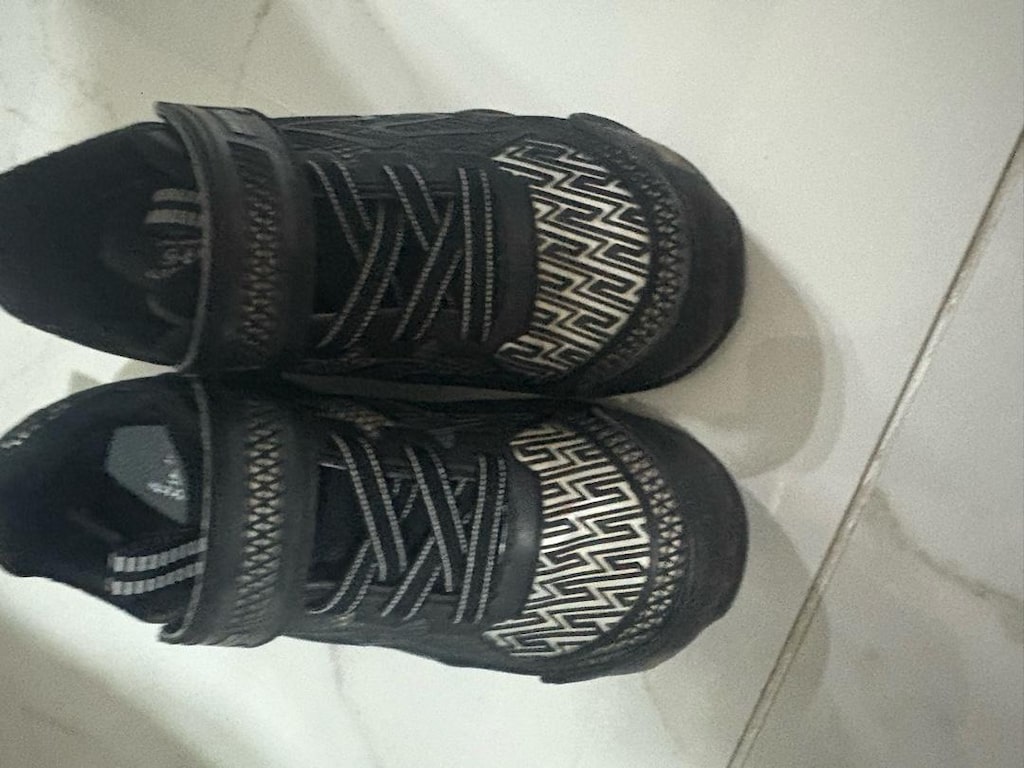 Skechers - 4