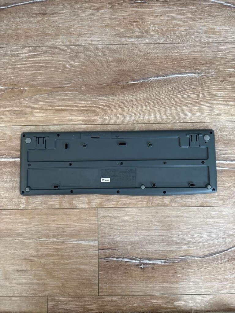 Logitech K270 Tam Boyutlu Kablosuz Klavye + Mouse Seti - 4