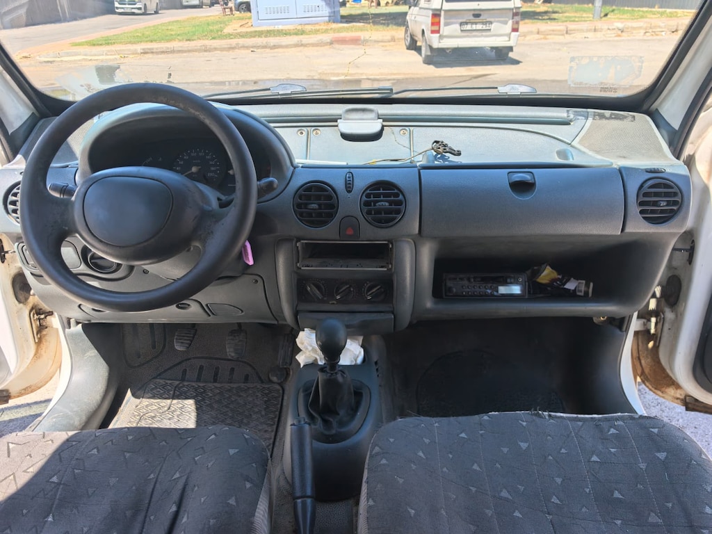 ANTALYADAN ACİL SATILIK KANGOO 1.9 DİZEL MANUEL OTOMOBİL RUHSATLI - 4