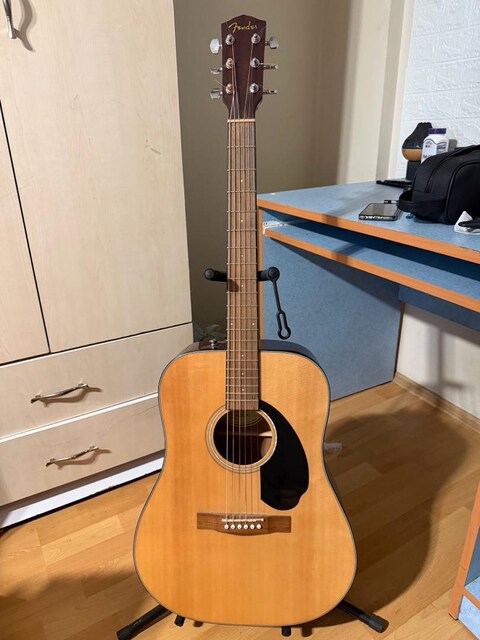 Fender cd-60 NAT