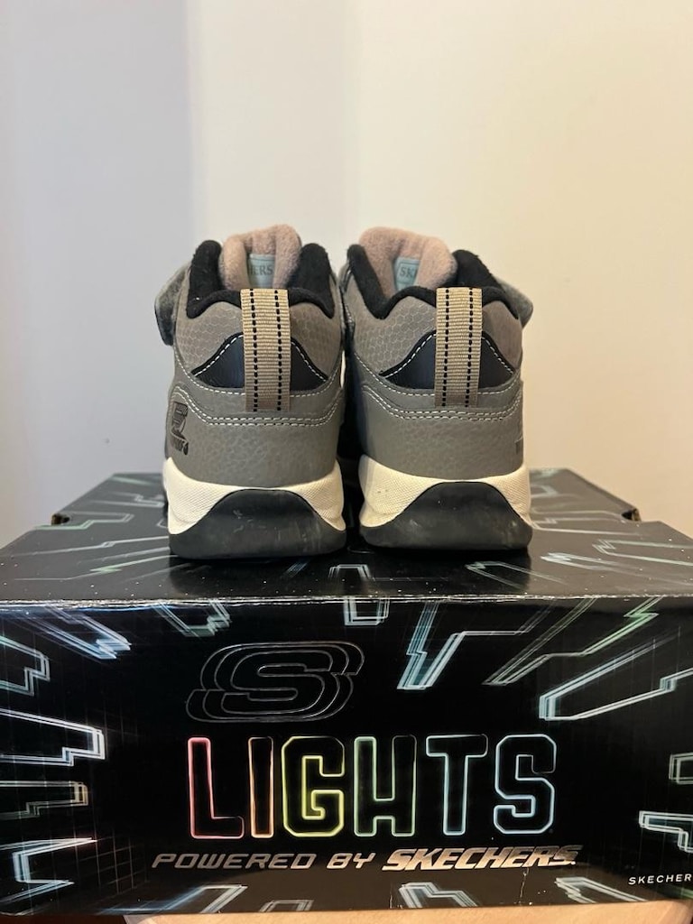 skechers bot 27.5 - 6