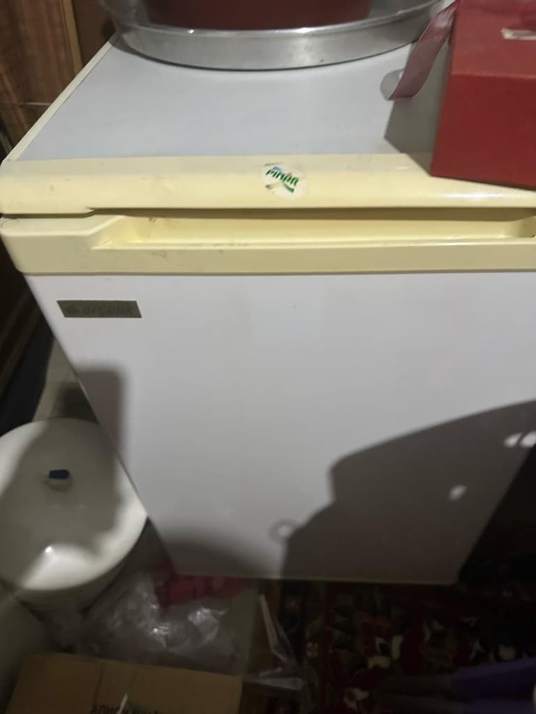 elektrik süpürgesi 3 motorlu, temizlik arabası, ofis tipi buzdolabı. - 4