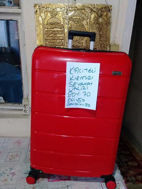 kaliteli. sert. seyahat. buyuk valiz. boy 70.enı 50