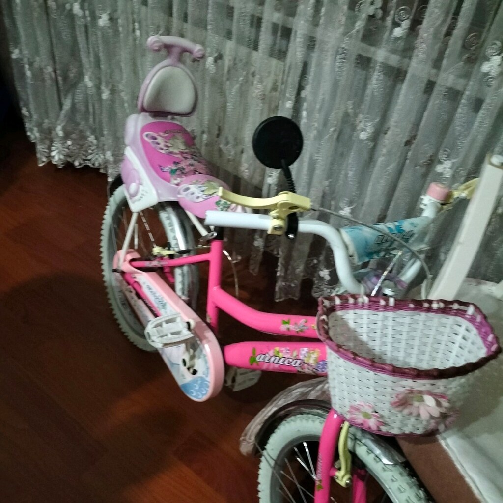 pembe kiz bisikleti 7-10yas - 2