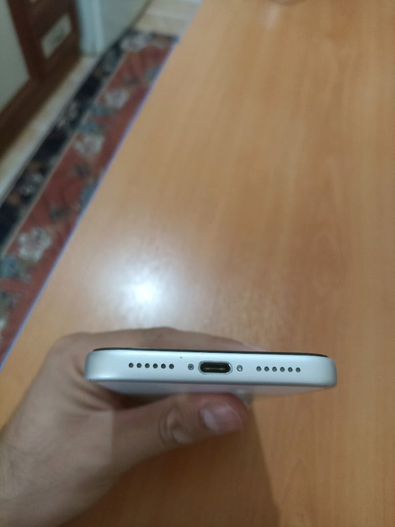 iPhone 17 pro max - 4