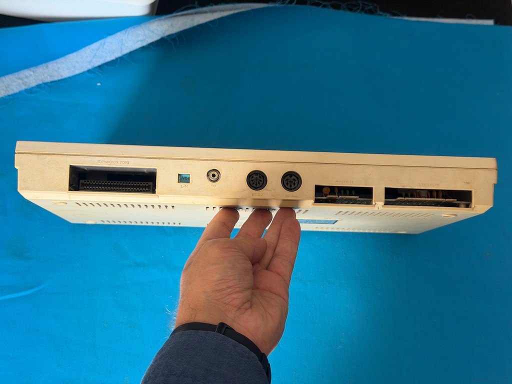 Commadore C 64 C Personel Computer Oyun Konsolu - 4