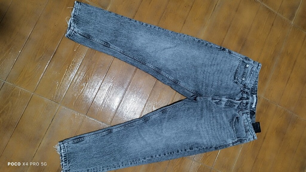 #Zara şık jeans pantolon..Mağazasında çok pahalıdır.Eni çekilince 41 - 3