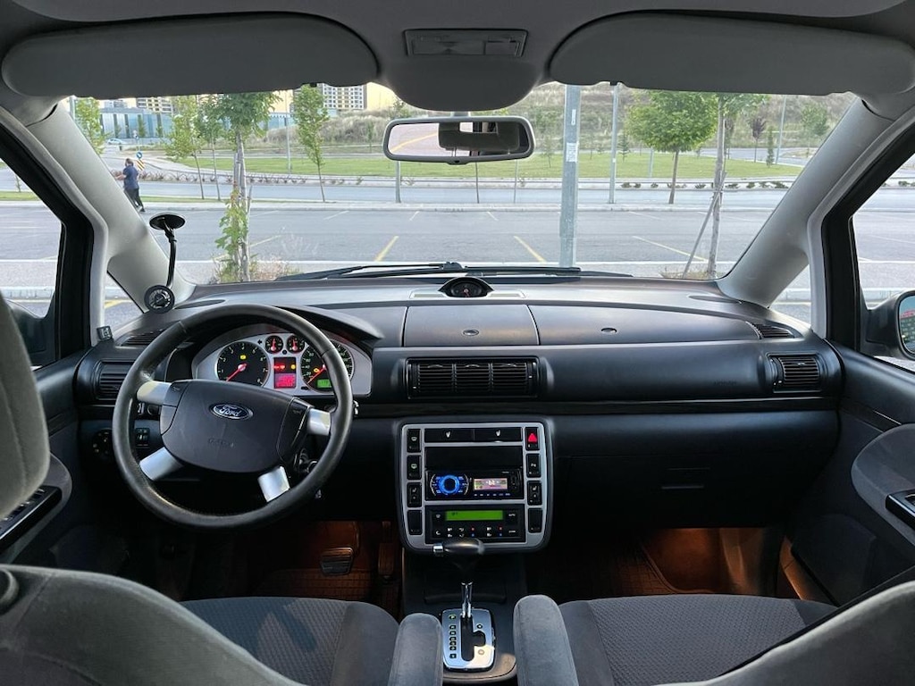 Ford Galaxy - 6