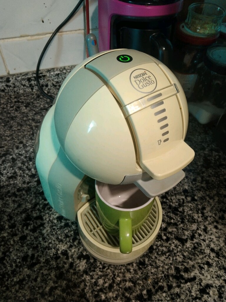 dolçe gusto gapsul kahve makinası yenigibi 4250 tl - 3