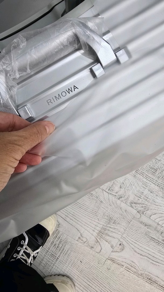 Rimowa kabin valiz - 9
