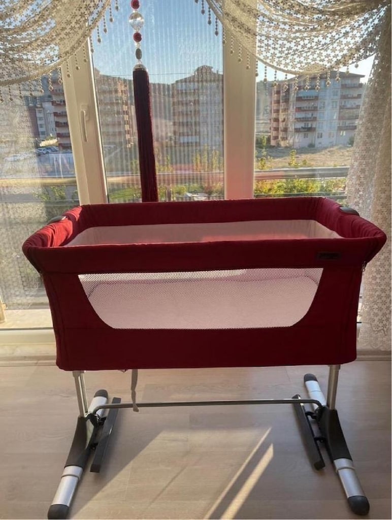 prego anne yanı beşik