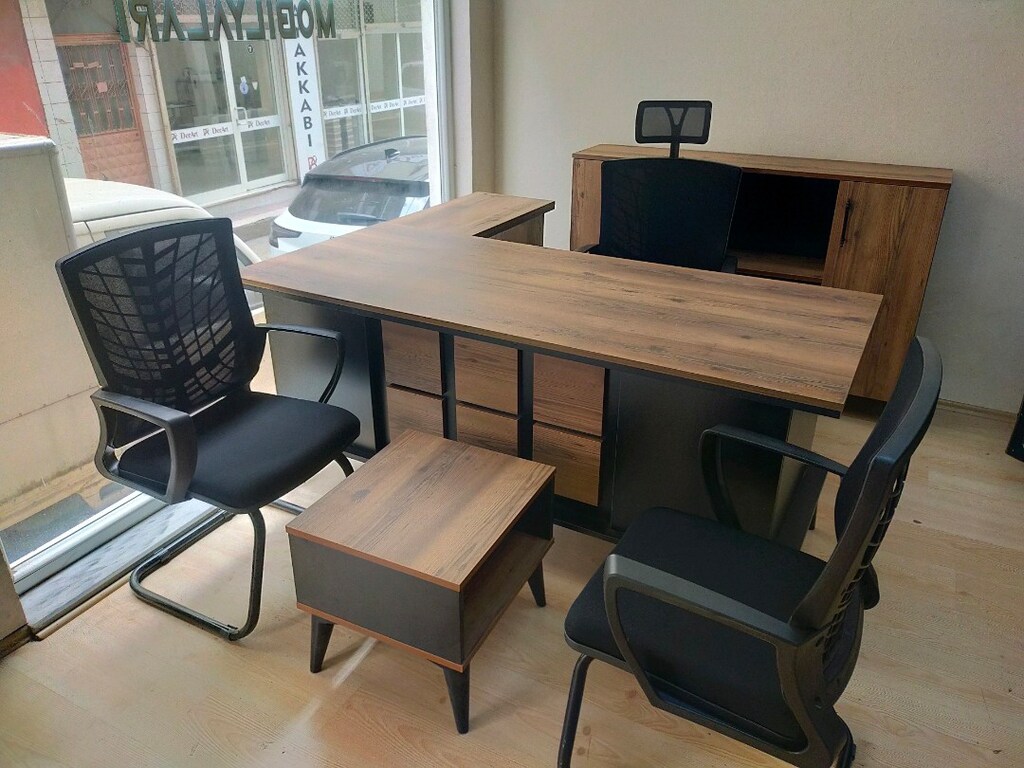 imalattan ofis masa takımı set halinde koltuklar dahildir 7 parca - 2