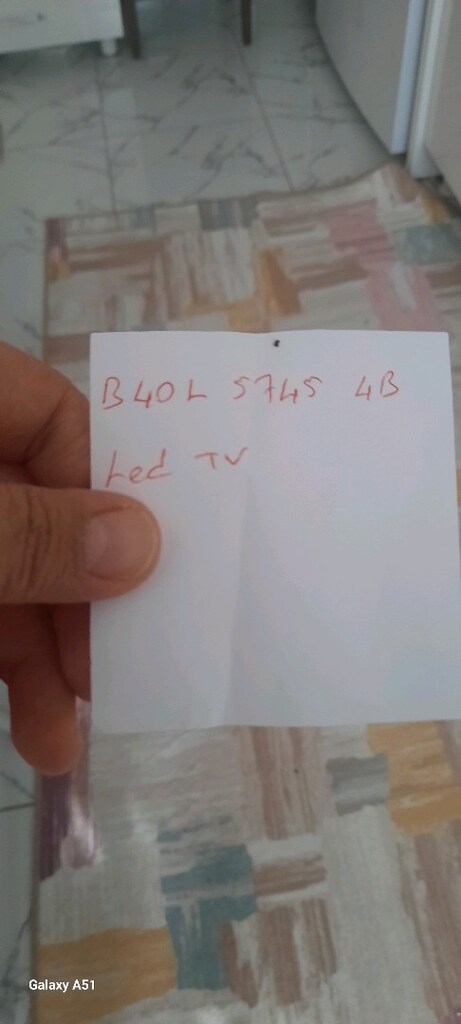 MASAÜSTÜ TV AYAĞI - 3
