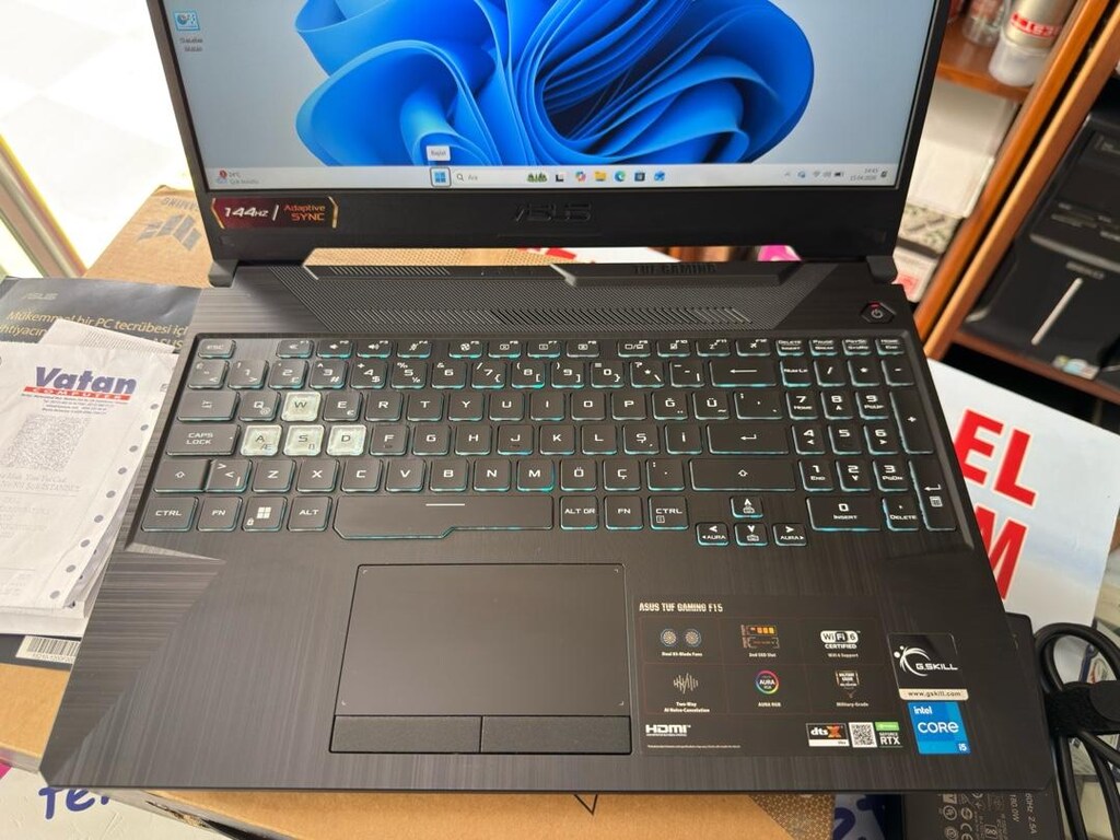 ASUS TUF F15 İ5 11400H 16/512/RTX 3050 OYUN CANAVARI - 18