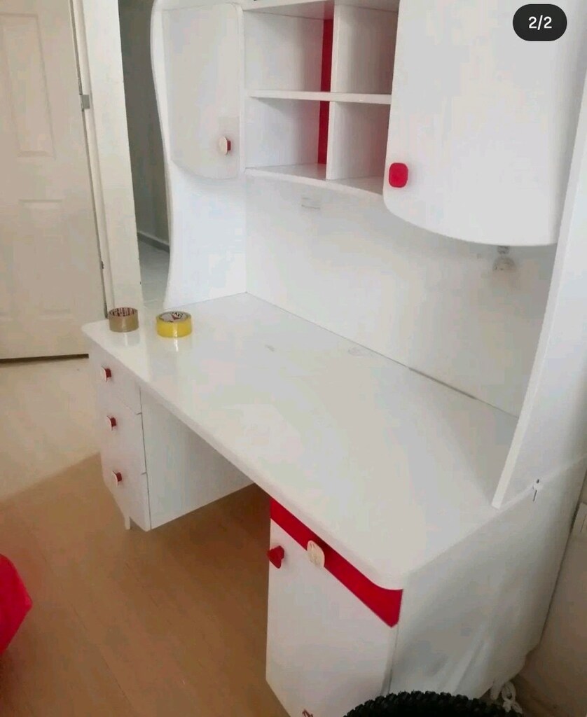 çalışma masası ve kitaplık - 2