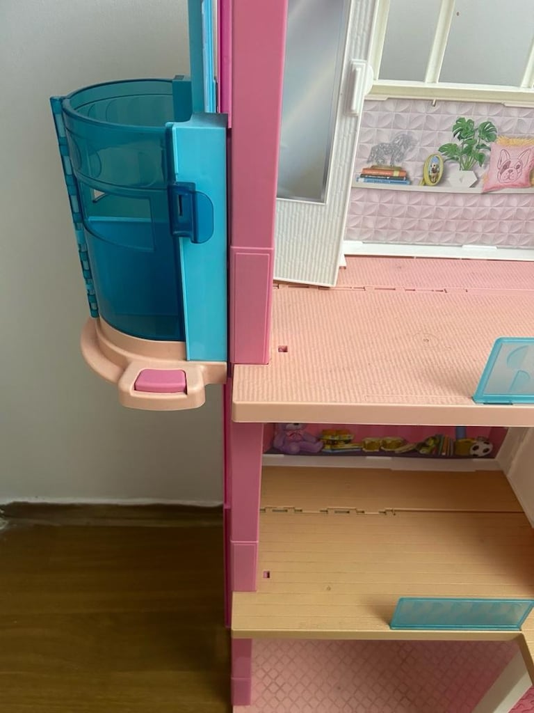 büyük asansörlü barbie ev - 2