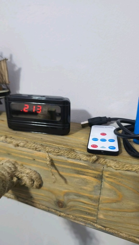 Mini gizli kamera Masa saati Termometre bakıcı kamerası - 3
