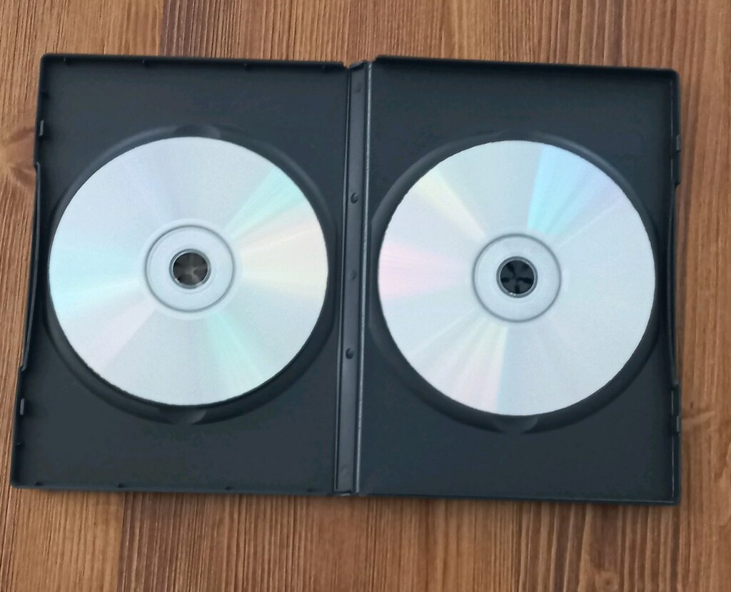 Koku: Bir Katilin Hikayesi - 2 Diskli Özel Versiyon DVD (Koleksiyonluk - 4