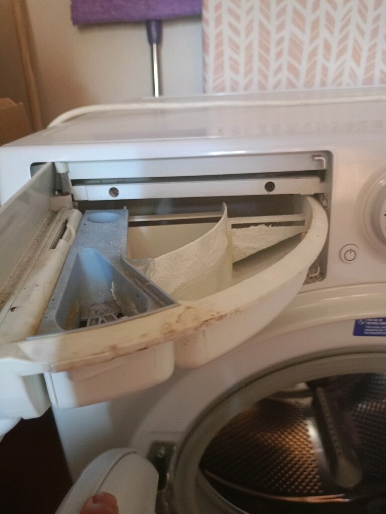 Ariston Hotpoint Çamaşır Makinesi 7 Kg - 4