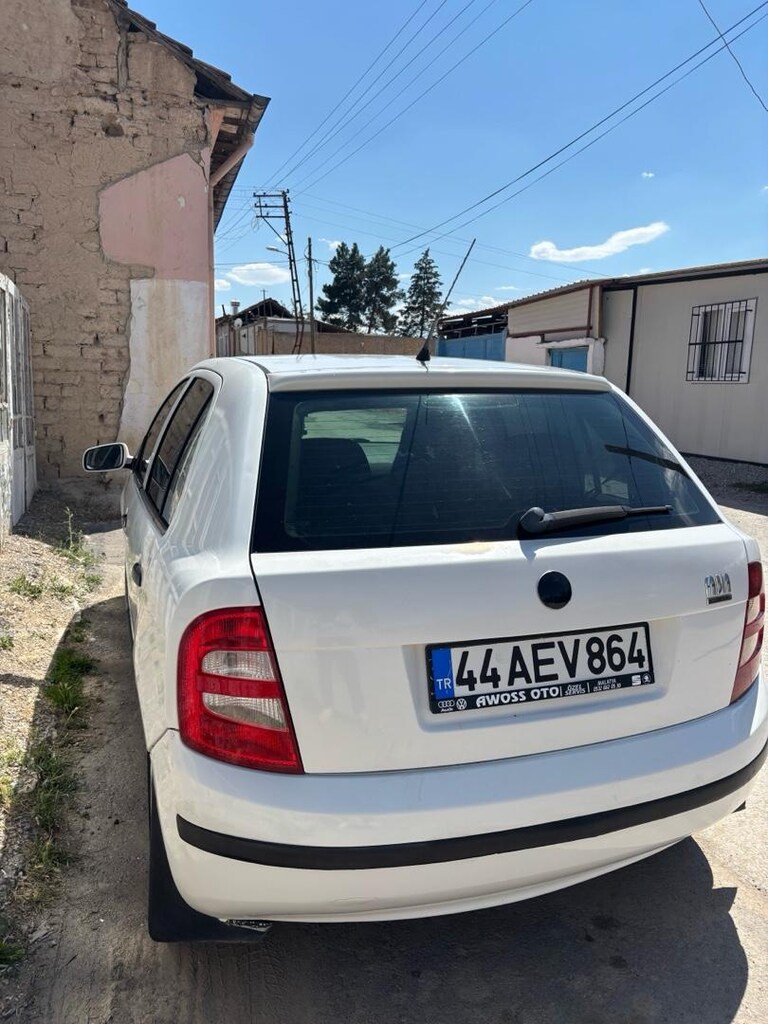 Skoda Fabia - 4
