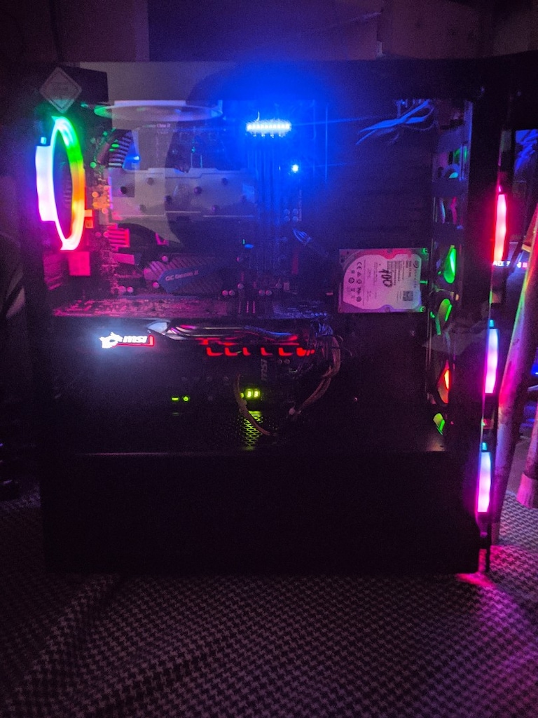 Fx 4.7 Ghz - 16gb Ram - Rx570 Ekran Kartı Gaming Bilgisayar Kasa - 4