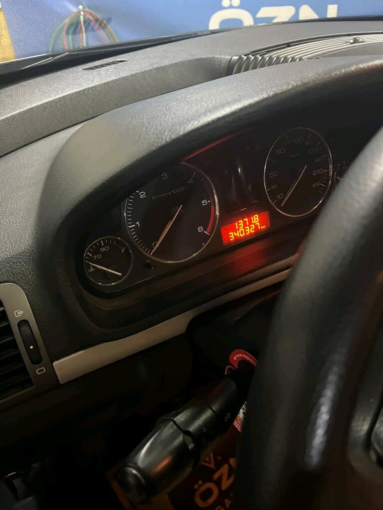 Peugeot 407 - 17