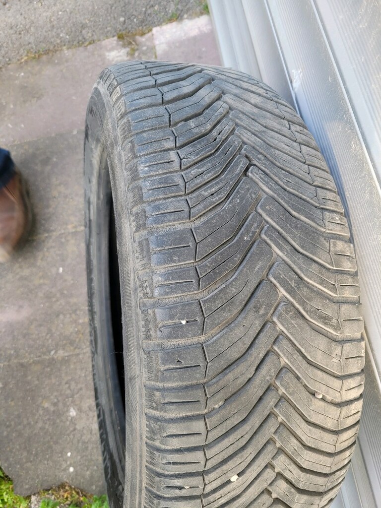 Michelin 4 mevsim lastik - 2