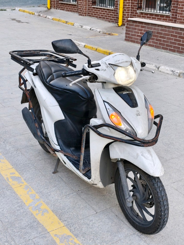 Honda dio 2021 sepeti ruhsata işli motor içi yeni 14 bin km oldu. - 3