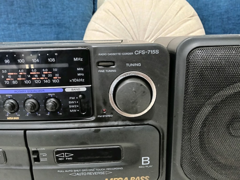 SONY MİNİ MÜZİK SETİ - 4