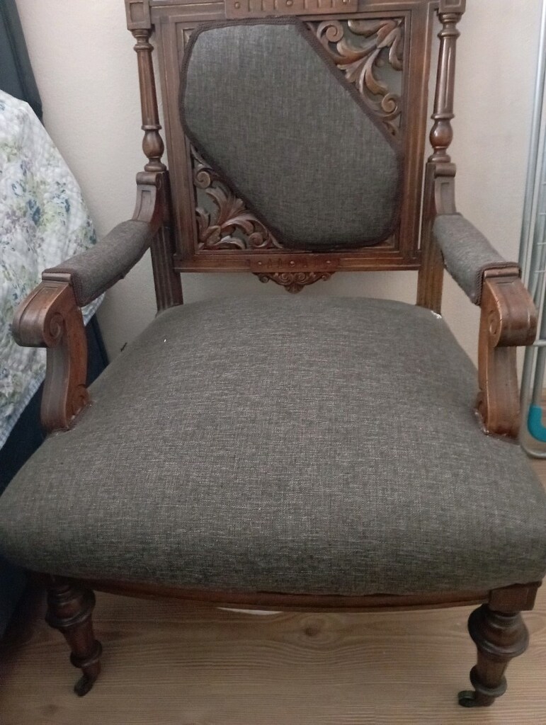 Antika gül ağacı oymalı koltuk takımı. 1 adet 3'lü, 2 adet tekli - 7