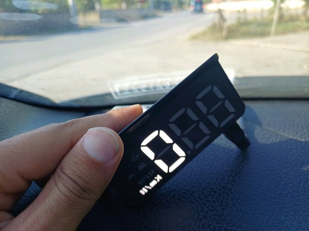 araç head up display cama yansıtma - 3