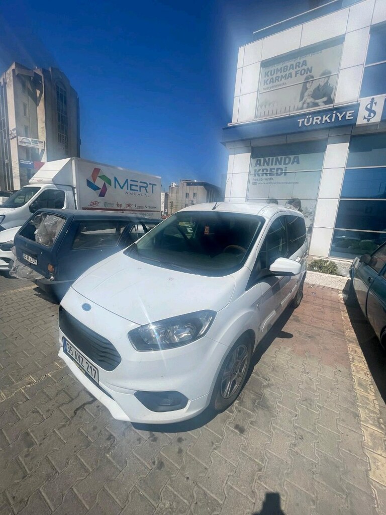 ford courier 2020 acil satılık - 5