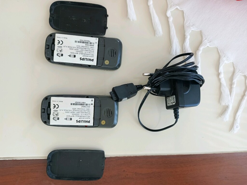 Philips TS220 MODEL 2 ADET TUŞLU CEP TELEFONU - 2