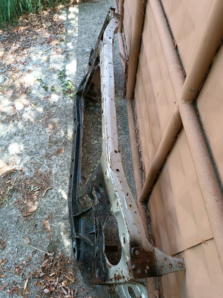 Mazda b2500 ön panel orijinal çıkma parça 97.98 - 4