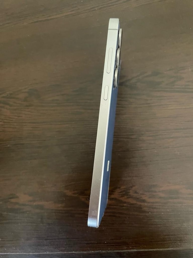 sahibinden 2 aylık Samsung S25- FE 256 GB - 4